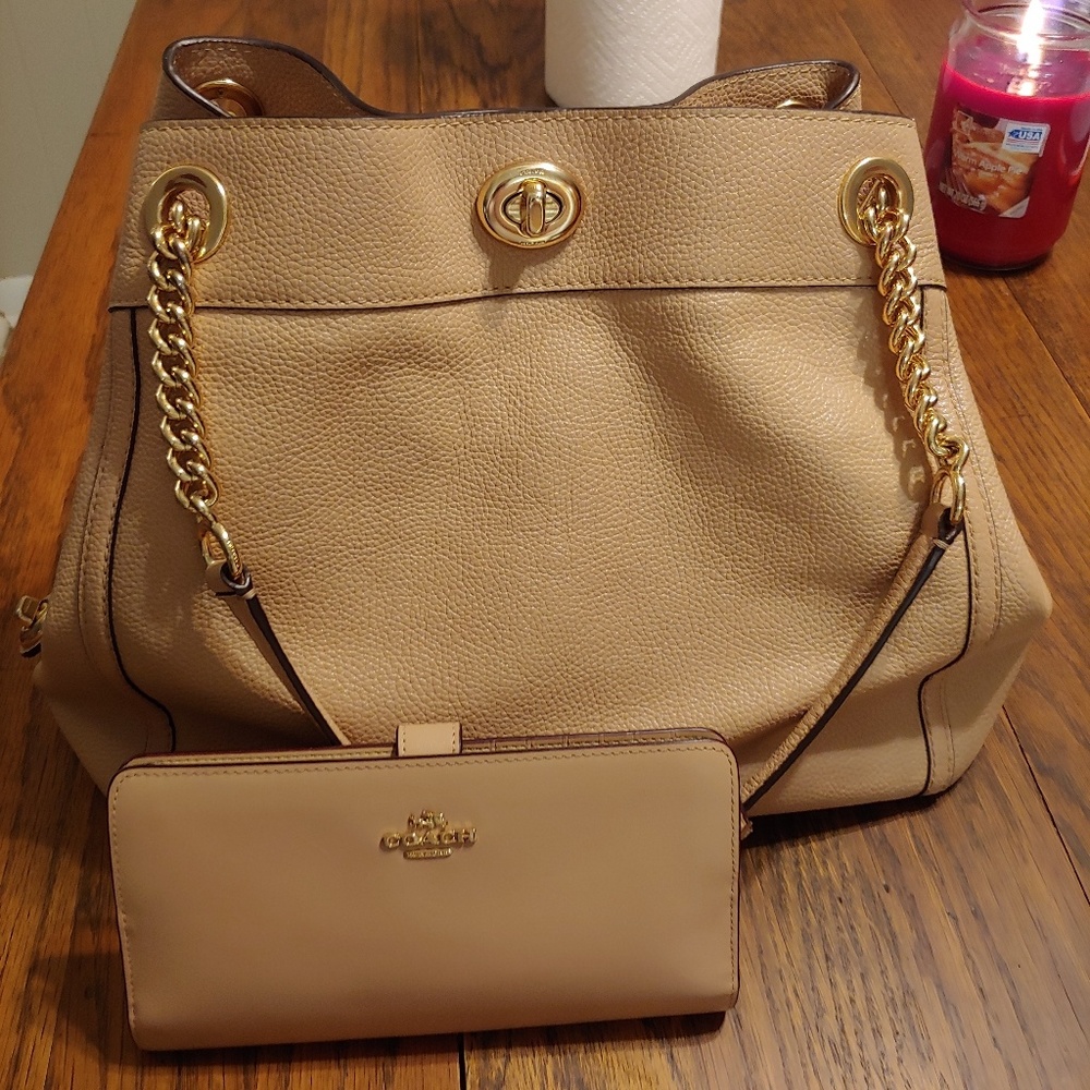 Coach handbag